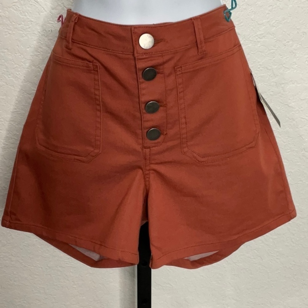 425- Violets & Roses NWT Orange Button Fly Shorts, Size 6/28